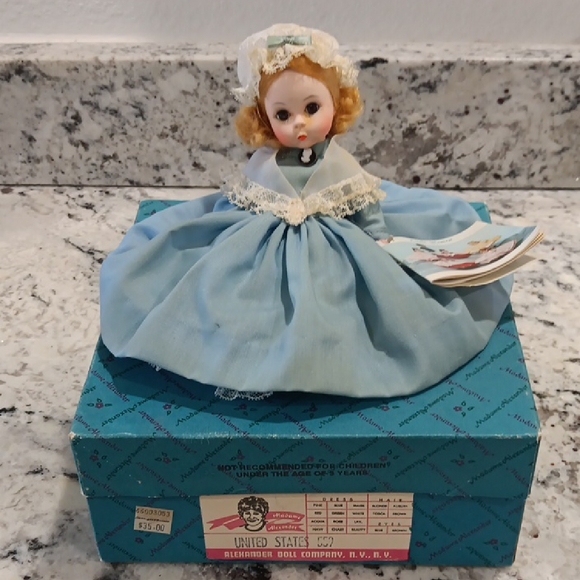 Vintage Madame Alexander doll in box - Picture 1 of 2